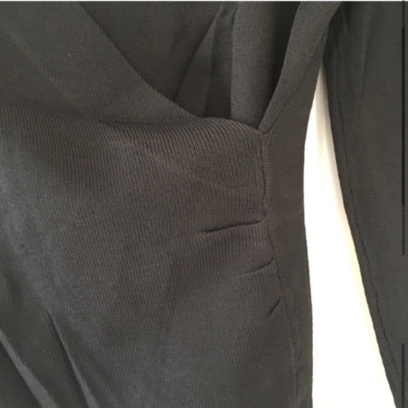 Joseph Allen Vintage Black Crossover Neckline long sleeve Top Size Large - Picture 2 of 4